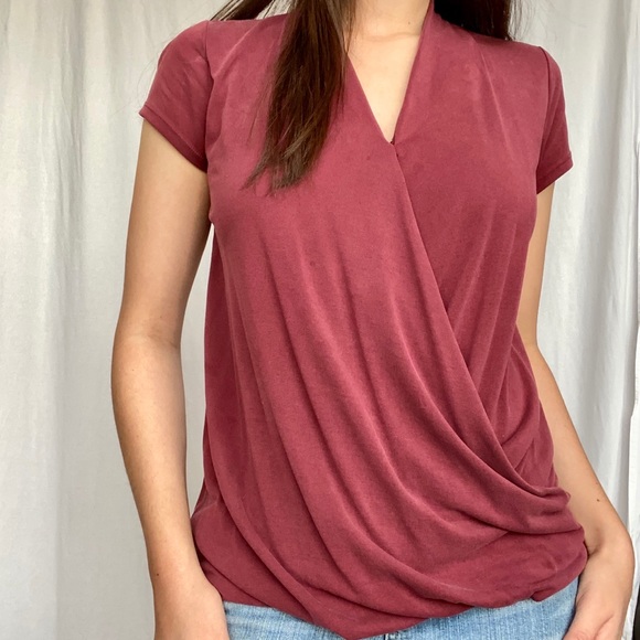 LOFT Tops - Loft Outlet V-neck Short Sleeve